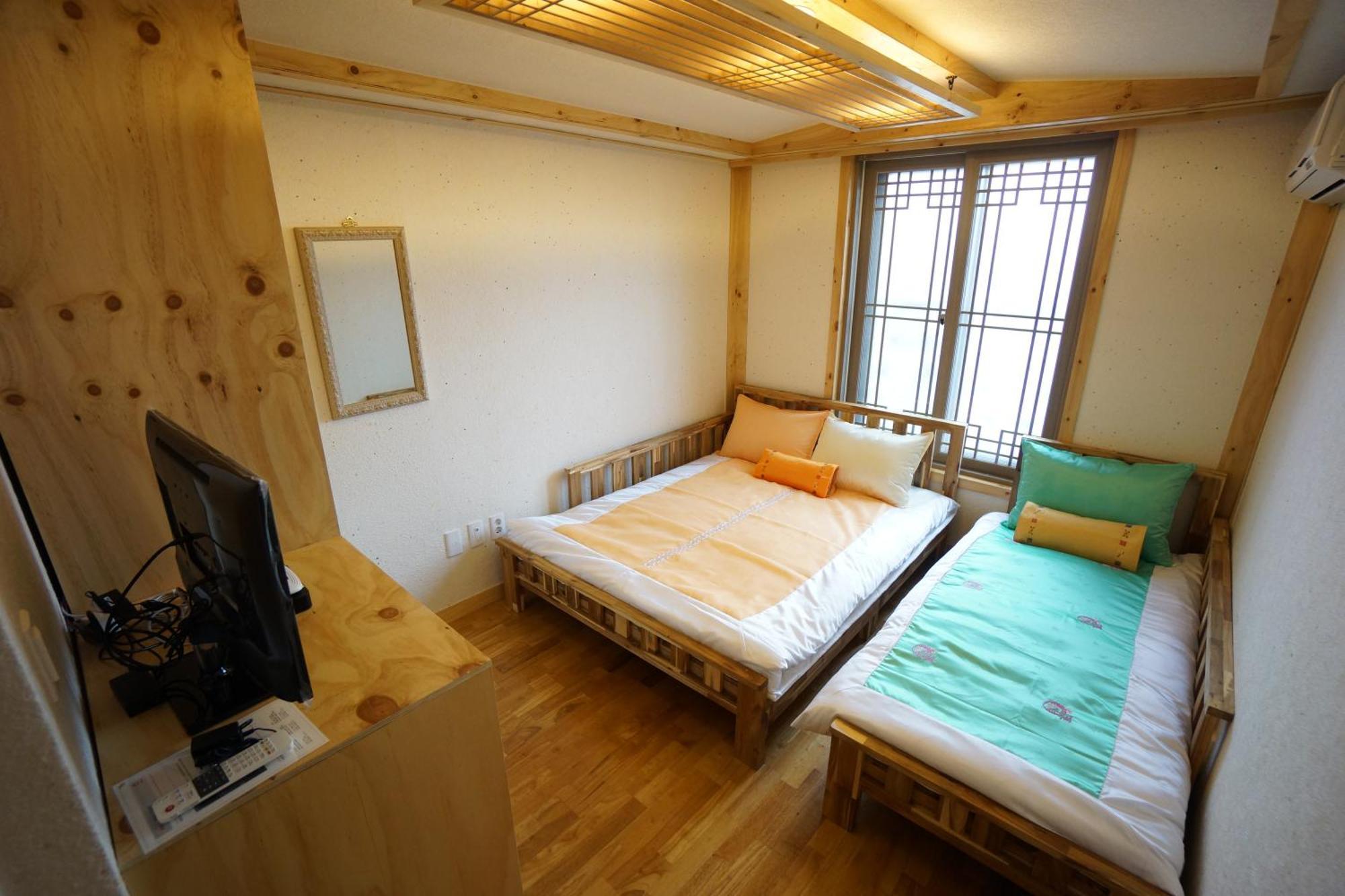 Guest house Lee Kang Ga 2*
